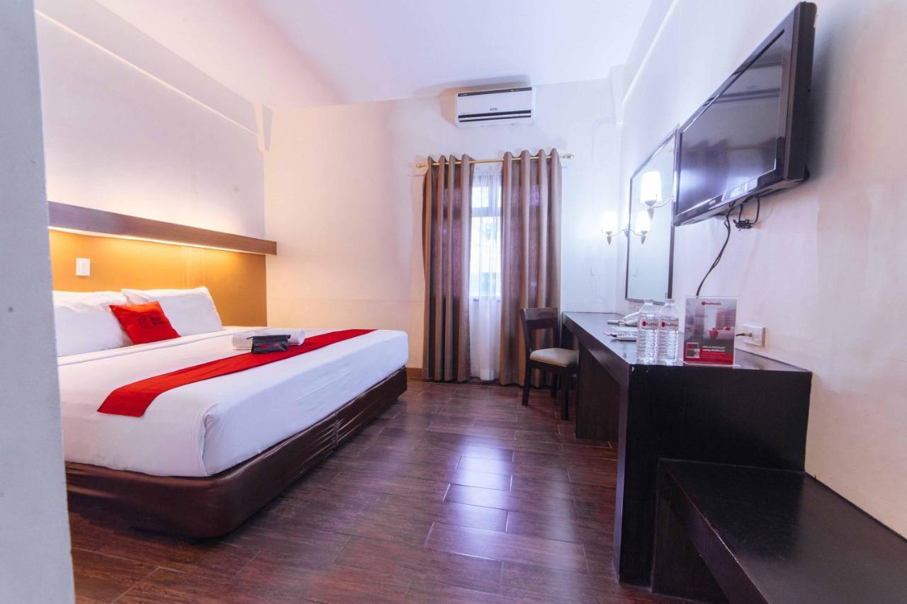Reddoorz Premium @ The Ritz Garden Oases Hotel Davao Exterior photo